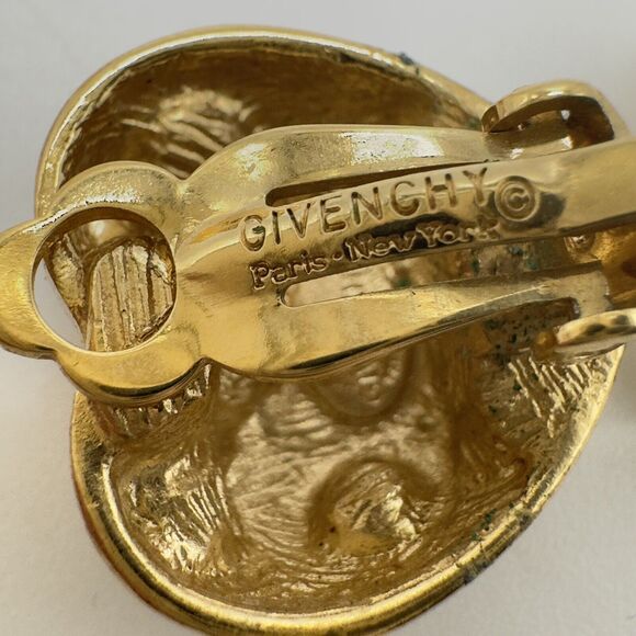 Givenchy Vintage Heart Clip Earrings Gold Tone Chunky Runway 1980 Valentines Day - Picture 11 of 12